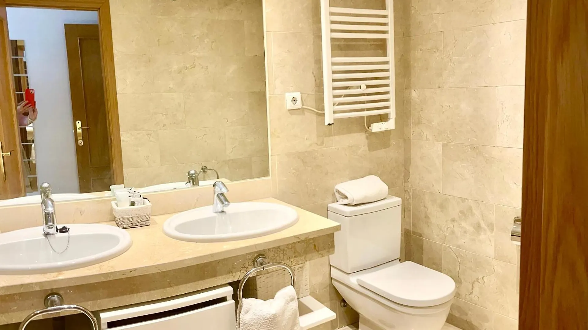 Beach Apartment Two Bedrooms In Cabopino Marbella Spain
