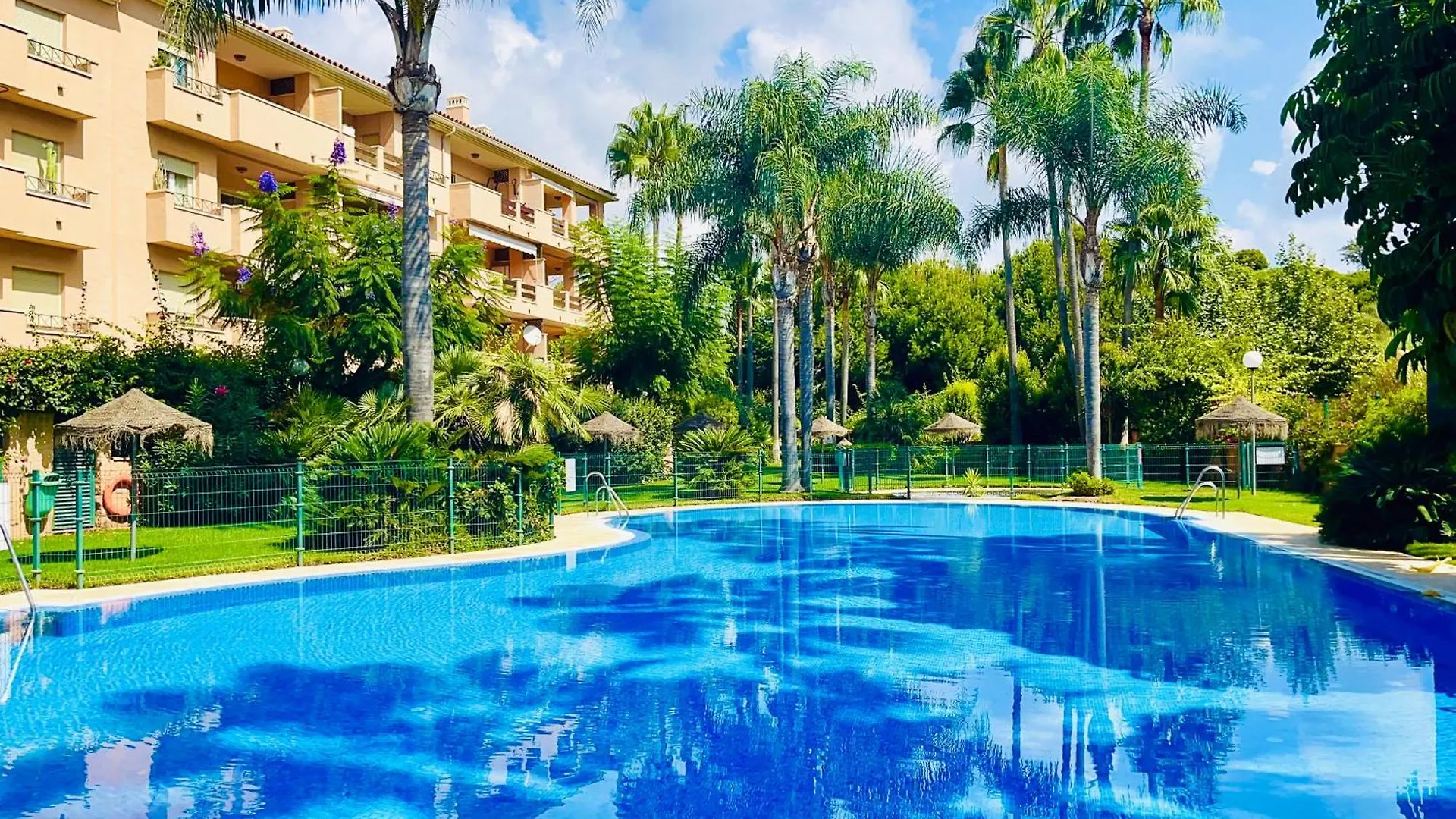 Beach Apartment Two Bedrooms In Cabopino Marbella